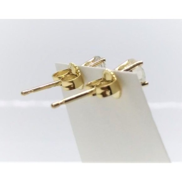 1/2 carat Diamond Studs - Picture 3 of 9